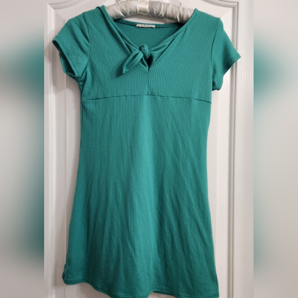 Mini Buttercup Ribbed Knit Dress - Kelly Green Bow Accent - Picture 2 of 5